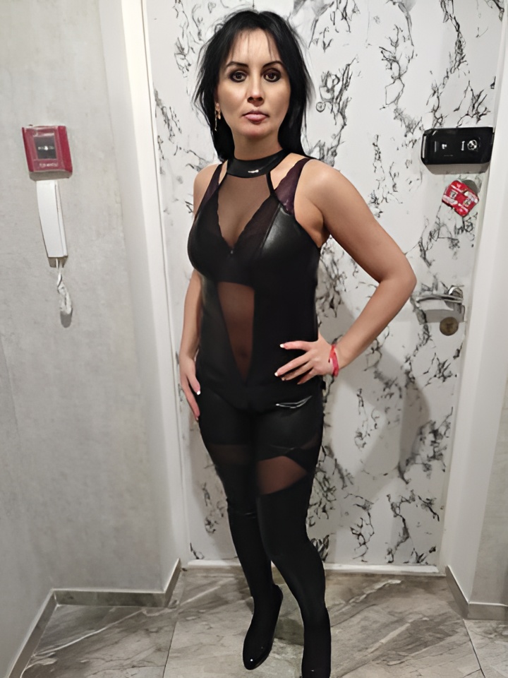 Индивидуалка Мирослава, доступна для личного знакомства от 2000 руб