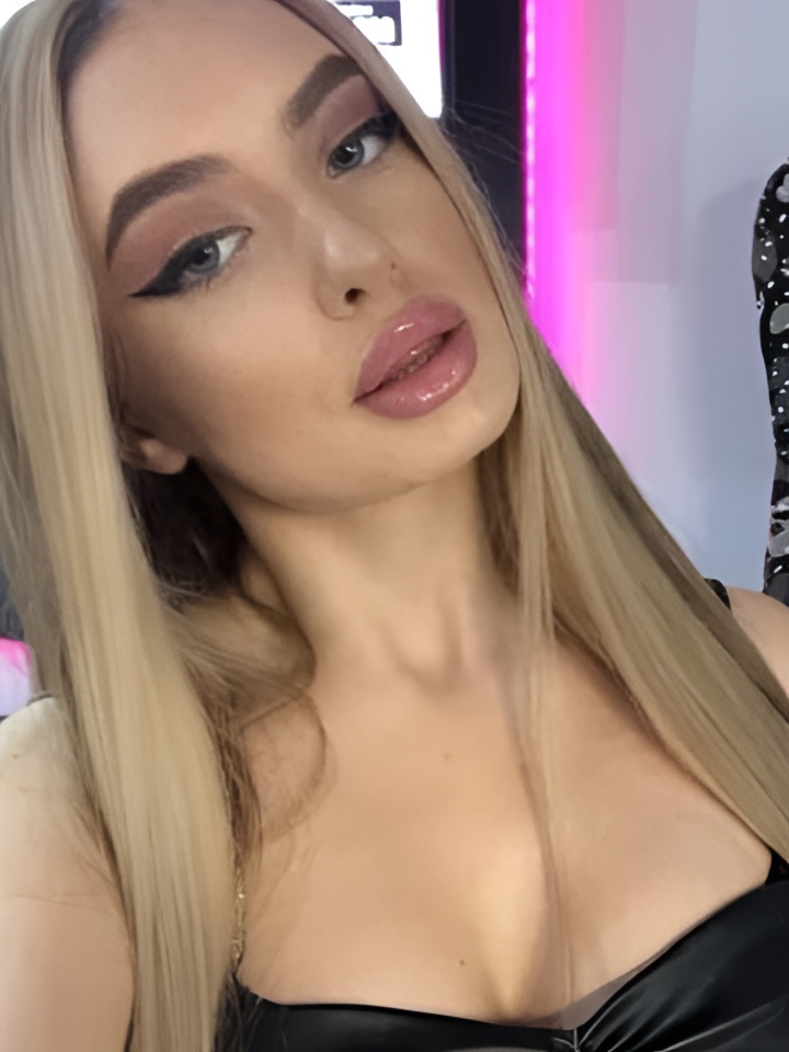 Рената привлекальеная девушка из Новотроицк цена от 3000 руб