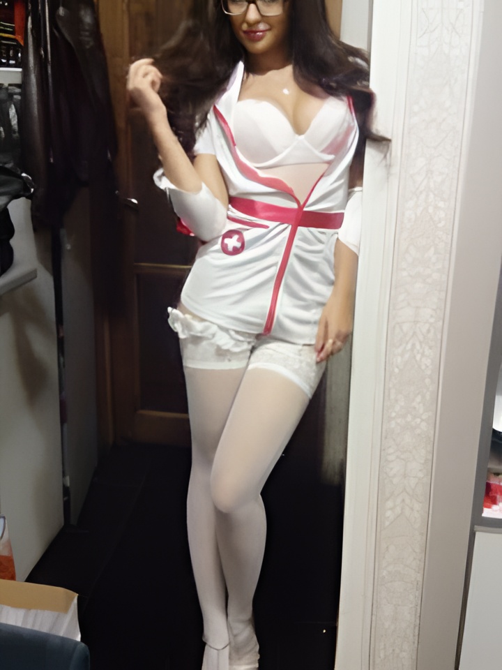 Викторина привлекальеная девушка из Новотроицк цена от 10000 руб