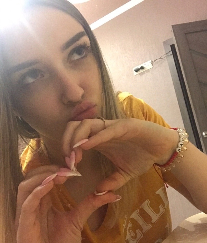 Алекса привлекальеная девушка из Новотроицк цена от 3000 руб