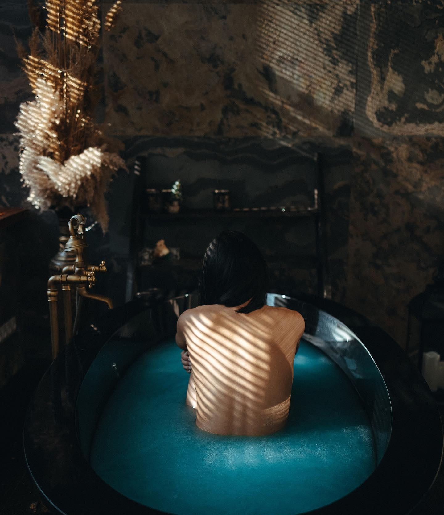 Кира привлекальеная девушка из Новотроицк цена от 7000 руб