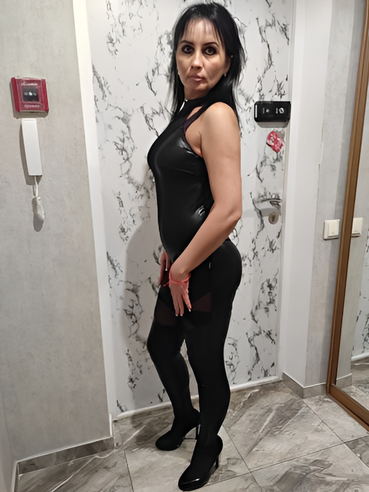 Индивидуалка Мирослава, доступна для личного знакомства от 2000 руб