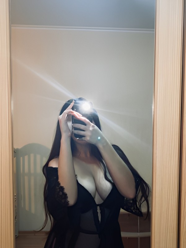 Таисия привлекательная девушка из Новотроицк цена от 2000 руб