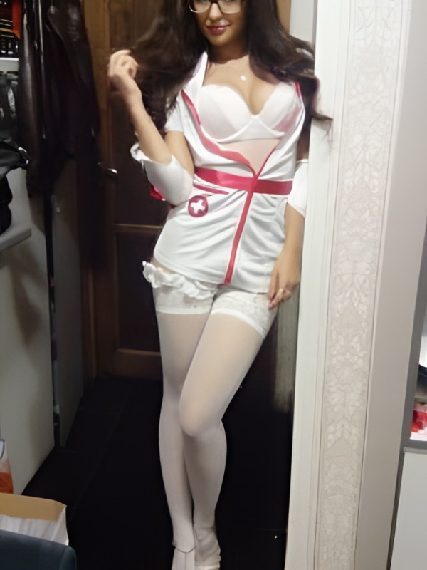 Викторина привлекательная девушка из Новотроицк цена от 10000 руб