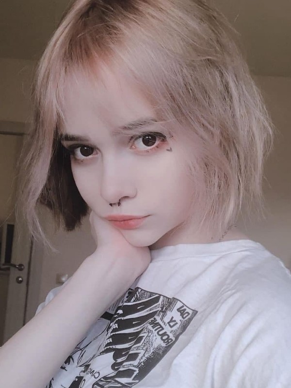 Лиза привлекательная девушка из Новотроицк цена от 3000 руб