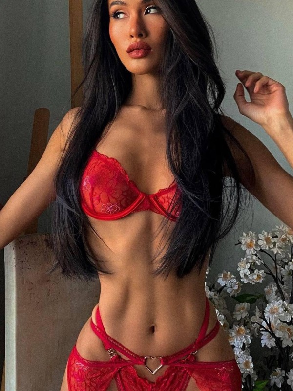 Милена привлекательная девушка из Новотроицк цена от 6000 руб