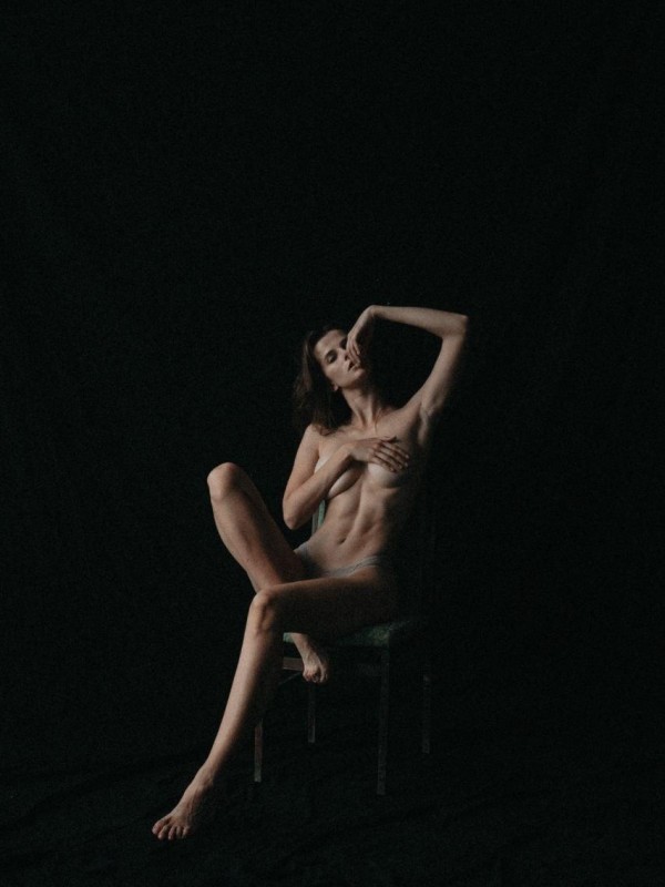 Донна привлекательная девушка из Новотроицк цена от 10000 руб